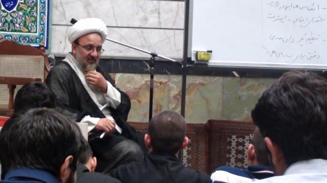 جلسه ویژه بررسی ابعاد فاجعه حج 1394 و فعالیت فرهنگی در این موضوع- مسجد منیریه-پایگاه مقاومت بسیج یاسر-حوزه علمیه حضرت ابوطالب (ع)