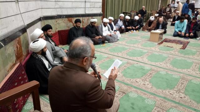 آئین عمامهگذاری طلاب حوزه علمیه حضرت ابوطالب(علیه السلام) آئین عمامهگذاری طلاب حوزه علمیه حضرت ابوطالب(علیه السلام)